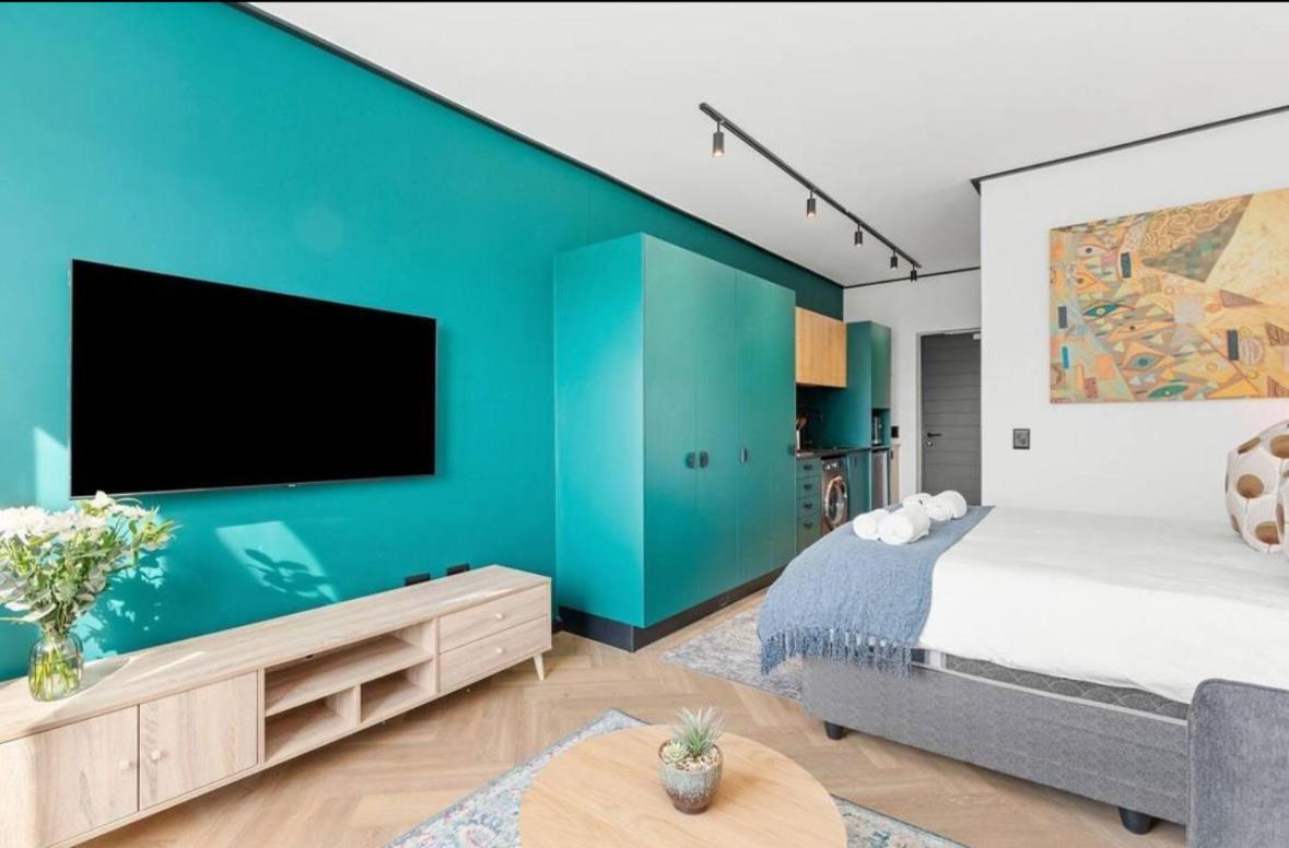 Apartment Luxe At Nine Palms Near Canal Walk *