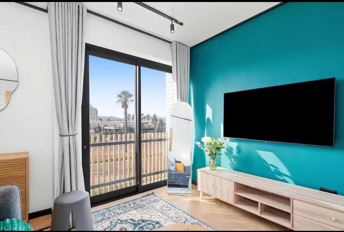 Luxe At Nine Palms Near Canal Walk * Cape Town